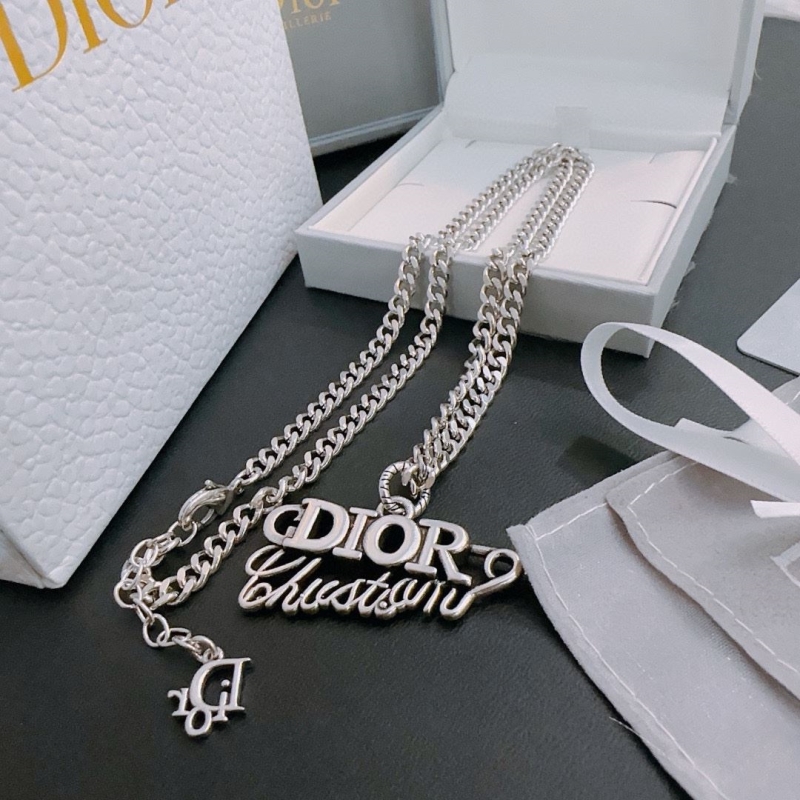 chr1st1an D10r necklaces